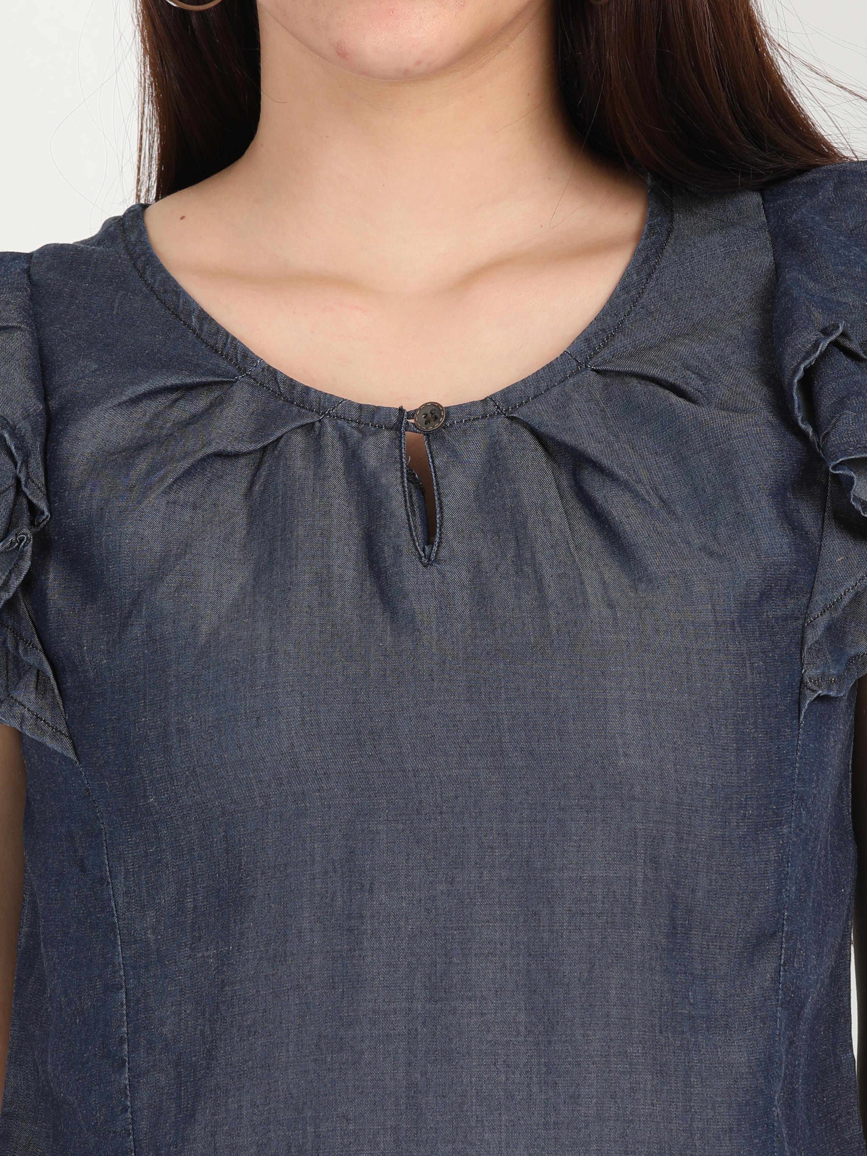 Round neck flounced denim top