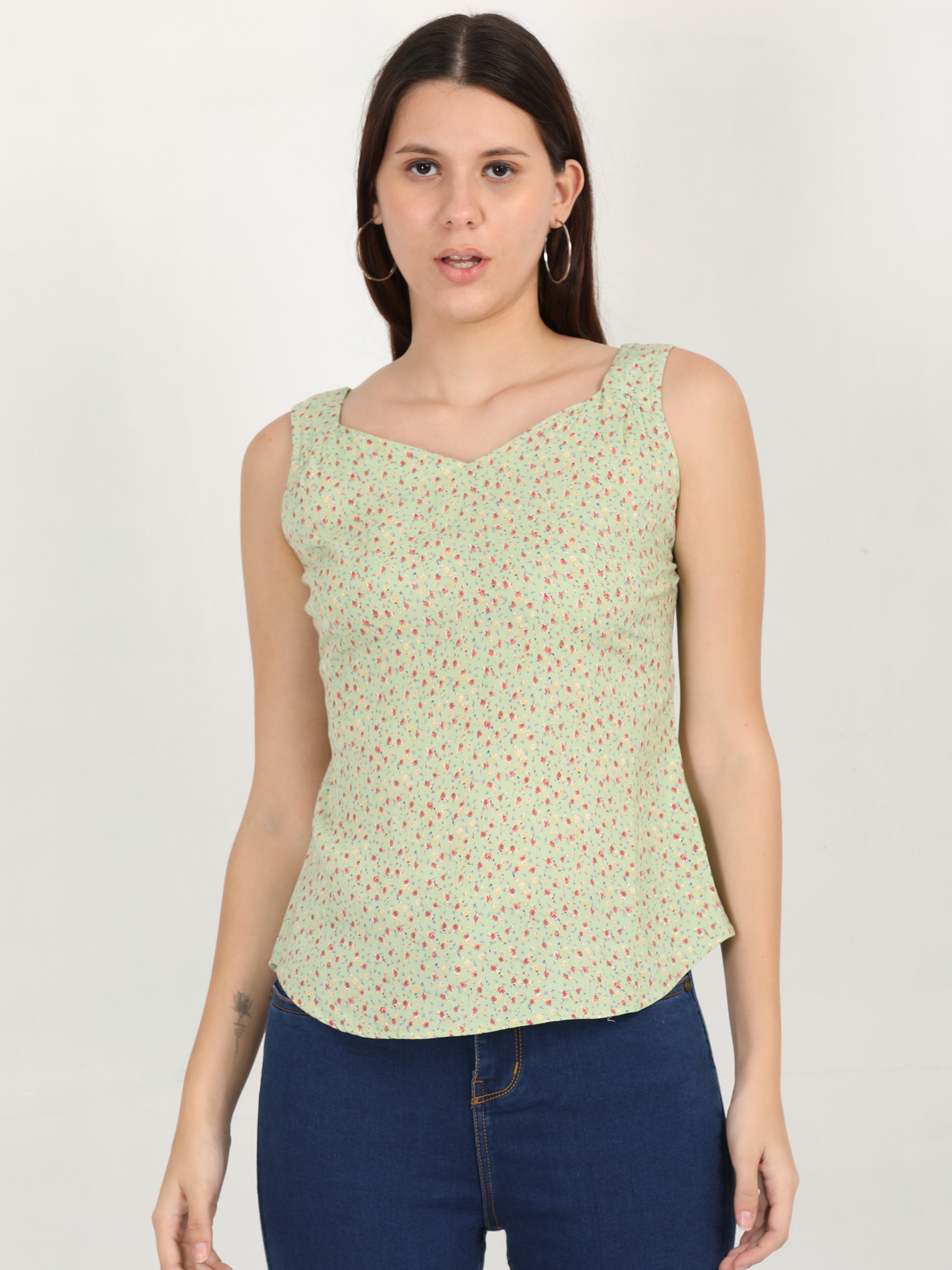 Sweetheart Neck Sleevless Top