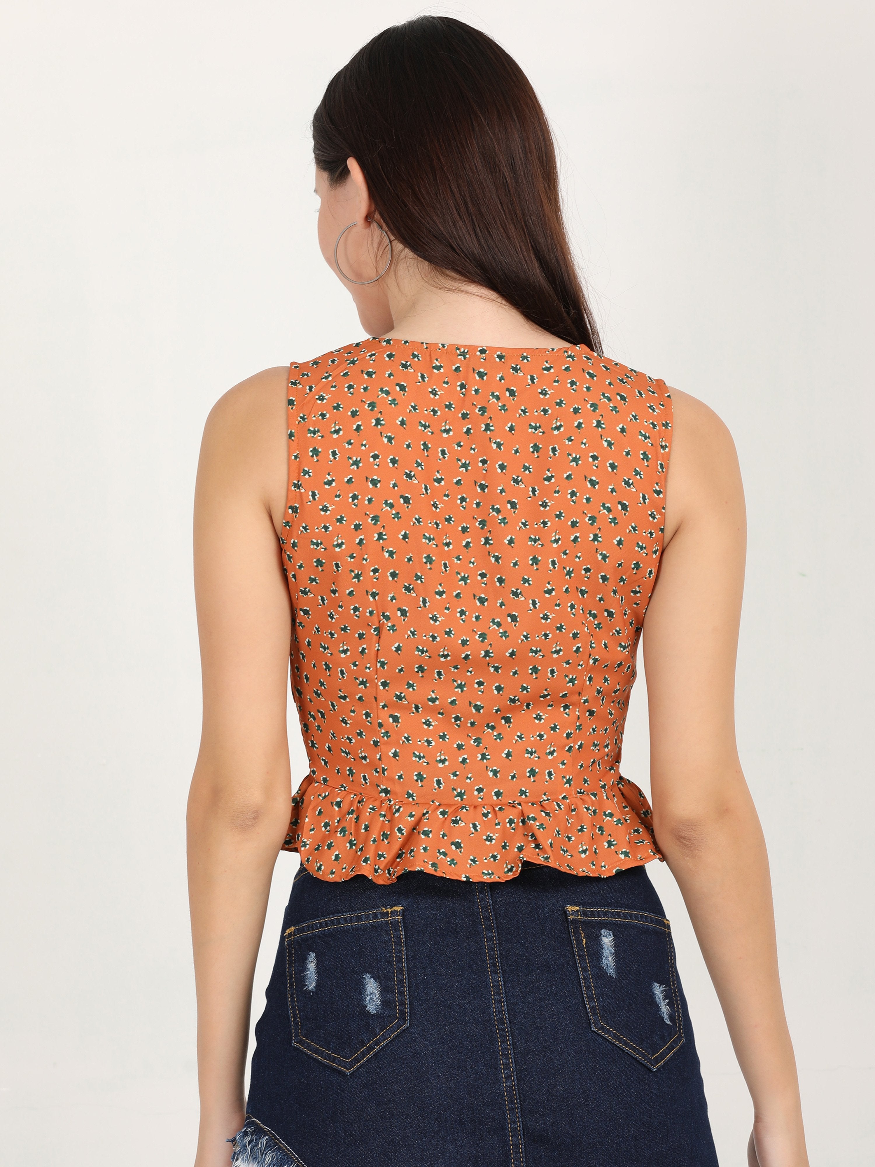 Front Tie up floral crop top