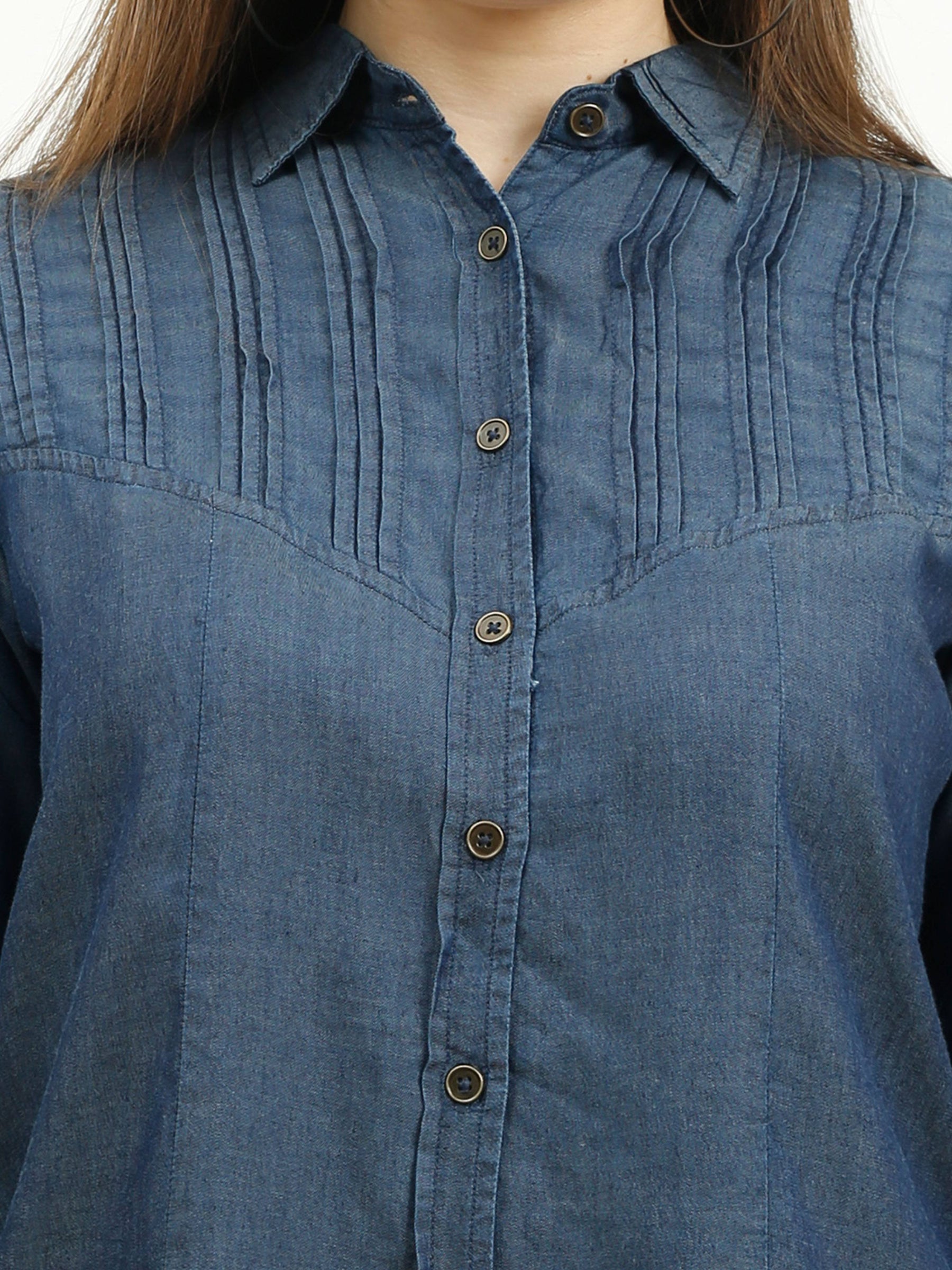 Clasic Collar Shirt with Pintuck