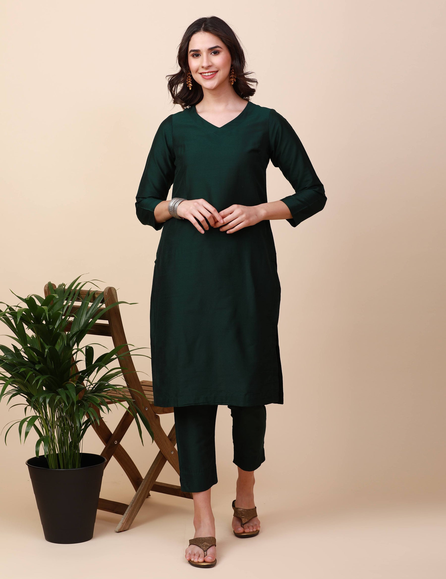 Bottle Green Cotton Silk 3 Sequin Embellished Kurta Set at Rs 895/set |  Kurti With Pants in New Delhi | ID: 27592838033